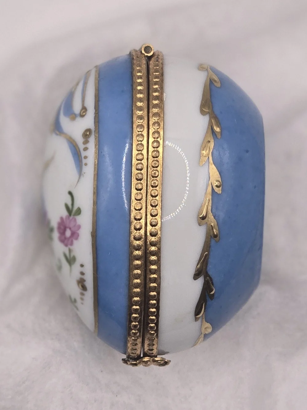 Limoges France Paris Style Porcelain Trinket Box Hand Decorated Floral Blue Gold